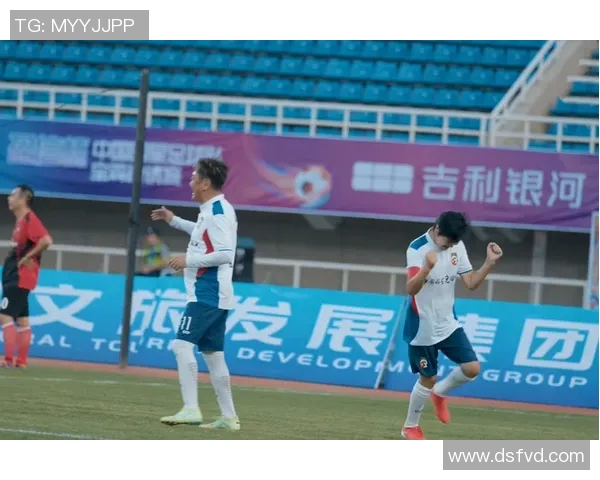 足球明星赵志毅的精彩瞬间与职业生涯回顾图片分享